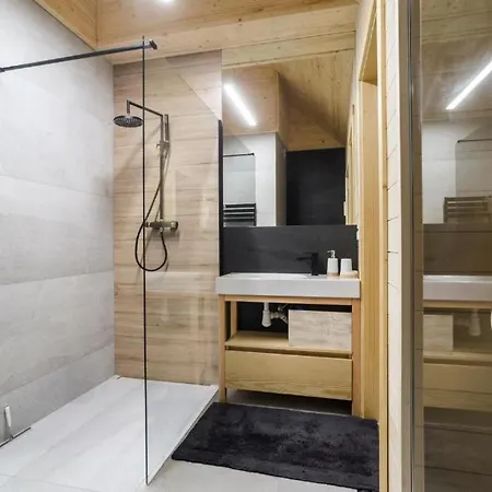 Villa Stylchyn Park-apartament Z Widokiem Na Jezioro Czorsztynskie - By Upstairs *