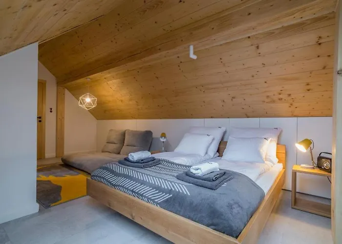 Stylchyn Park-apartament Z Widokiem Na Jezioro Czorsztynskie - By Upstairs